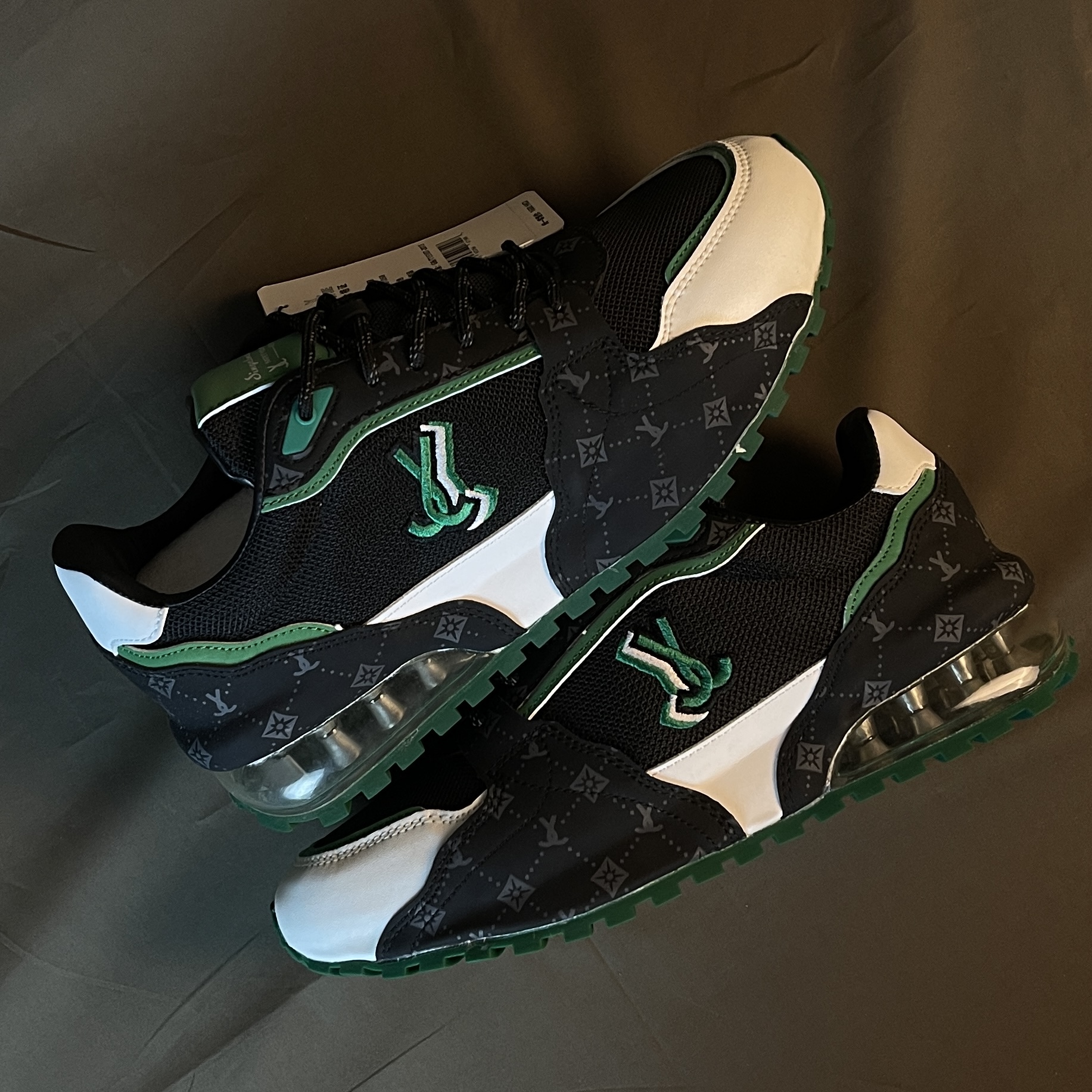 Louis Vuitton 1